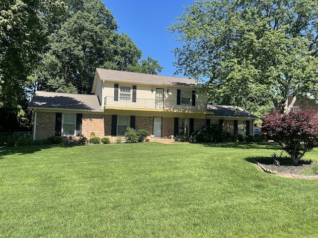412 Benton Ln, Franklin, TN 37067 - view of front facade with a front yard and brick siding