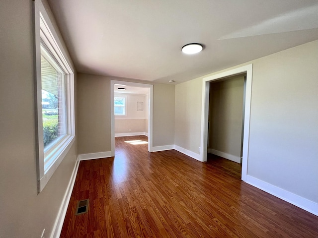 715 Hunt St, Winchester, TN 37398 - unfurnished room featuring dark wood finished floors and baseboards