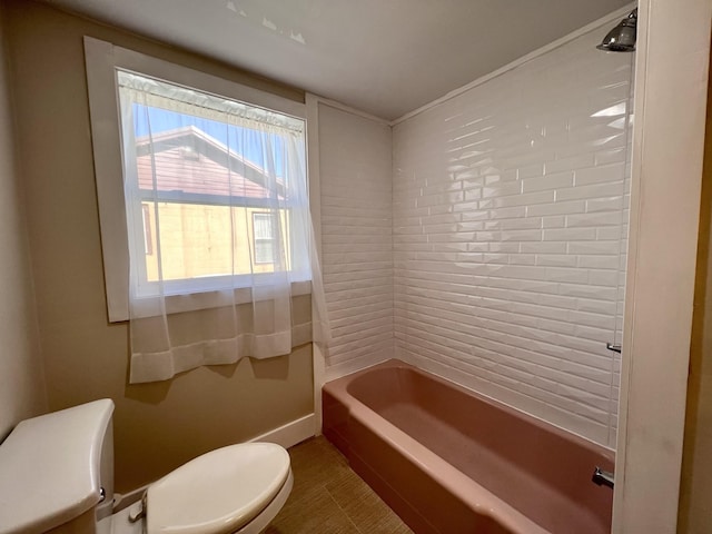 715 Hunt St, Winchester, TN 37398 - full bath with toilet, baseboards, and shower / tub combination