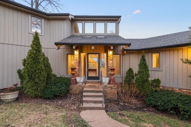 1426 Robert E Lee Ln, Brentwood, TN 37027 - entrance to property with roof with shingles