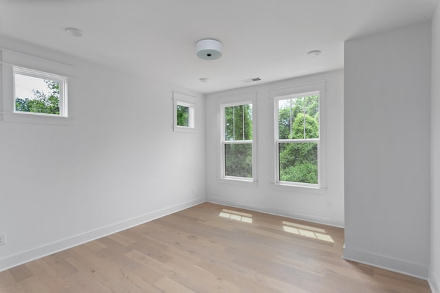 1330 Mcalpine Ave, Nashville, TN 37216 - empty room with baseboards and light wood finished floors