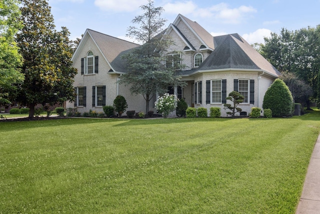 3334 Granite Springs Way, Murfreesboro, TN 37130 - view of front of home featuring a front lawn, a shingled roof, and central AC