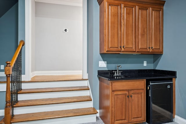 3334 Granite Springs Way, Murfreesboro, TN 37130 - indoor wet bar with beverage cooler and baseboards