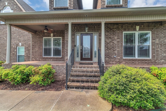 525 Amberly St, Murfreesboro, TN 37129 - entrance to property with ceiling fan and brick siding