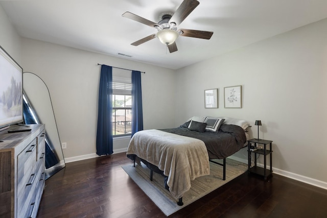 4702 Garcia Blvd, Murfreesboro, TN 37128 - bedroom featuring dark wood-type flooring, baseboards, and ceiling fan