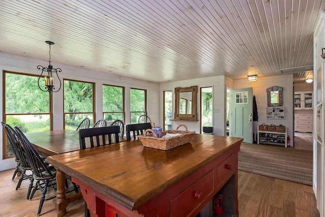 3975 Dry Creek Rd, Dowelltown, TN 37059 - dining space featuring light wood-style flooring and healthy amount of natural light