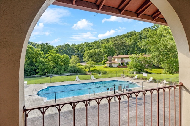 210 Old Hickory Blvd Unit 42, Nashville, TN 37221 - community pool with a patio area and a view of trees