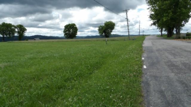 2 A Swan Ridge Rd, Hilham, TN 38568