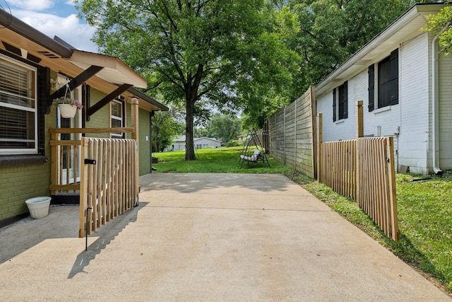 510 Bismark Dr, Nashville, TN 37210 - view of patio / terrace