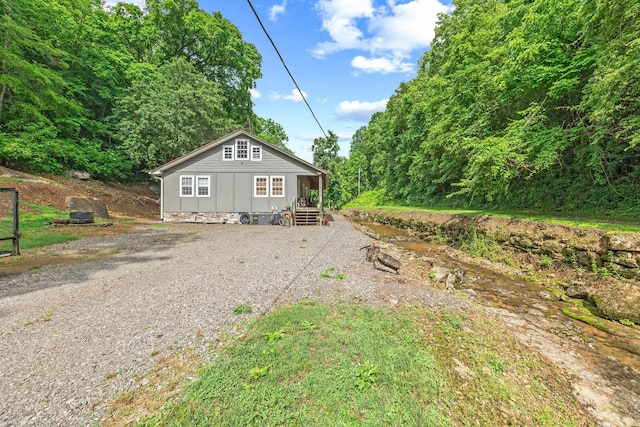 333 Cubbins Hollow Rd, Dowelltown, TN 37059 - view of home's exterior featuring driveway