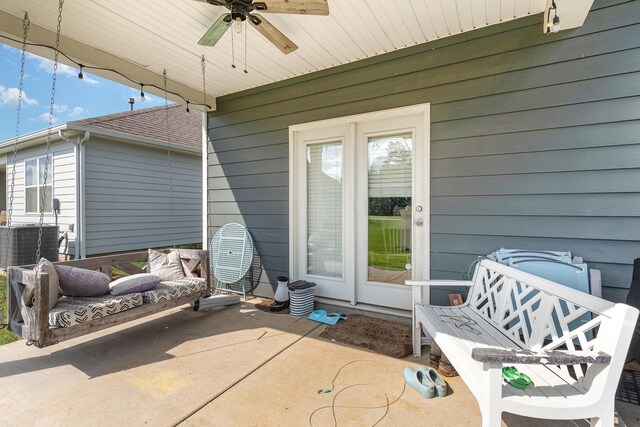 6531 Tulip Tree Dr, Murfreesboro, TN 37128 - view of patio with ceiling fan and central AC unit
