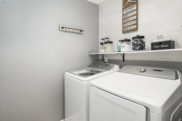 5026 Claude Dr, Smyrna, TN 37167 - laundry area with washing machine and dryer