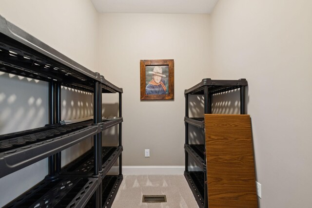 930 Eastover Rd, Lebanon, TN 37090 - bedroom with baseboards