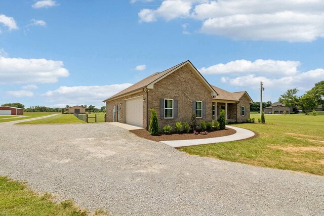 930 Eastover Rd, Lebanon, TN 37090 - ranch-style home featuring brick siding, driveway, and an attached garage