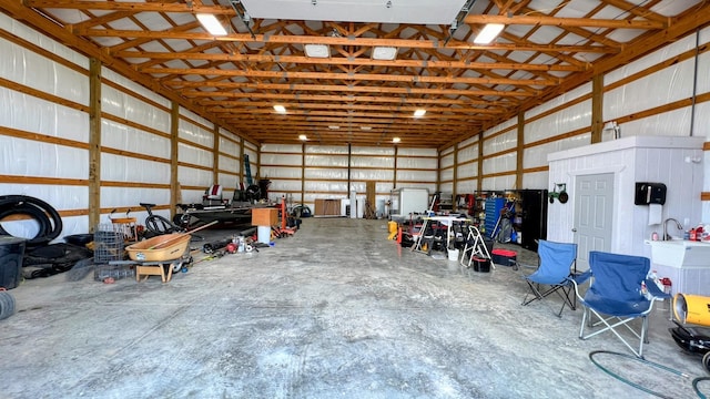 930 Eastover Rd, Lebanon, TN 37090 - garage with metal wall
