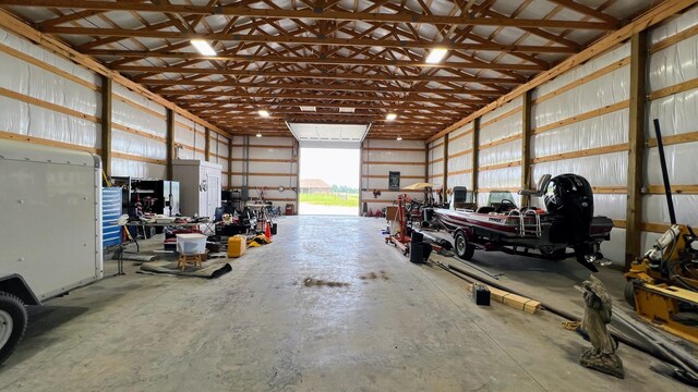 930 Eastover Rd, Lebanon, TN 37090 - garage with metal wall