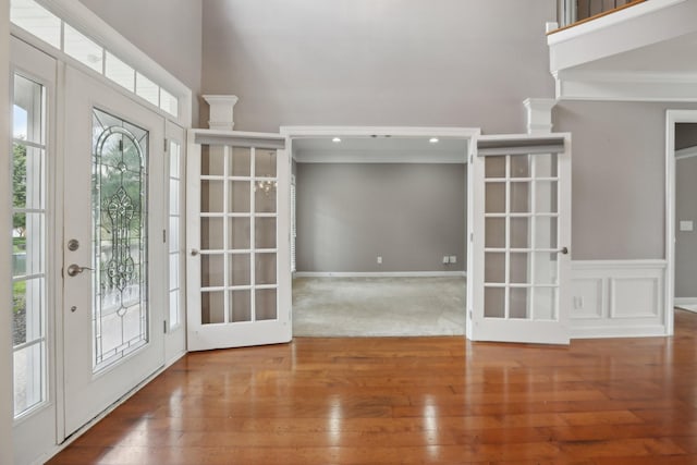 102 Oglethorpe Ave, Gallatin, TN 37066 - foyer with a towering ceiling, wood-type flooring, recessed lighting, and crown molding