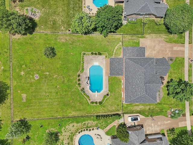 102 Oglethorpe Ave, Gallatin, TN 37066 - drone / aerial view of a pool