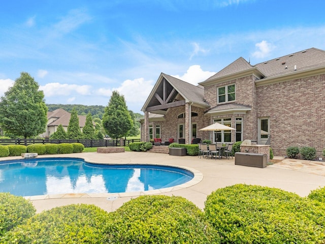 5007 Buds Farm Ln, Franklin, TN 37064 - swimming pool featuring a patio
