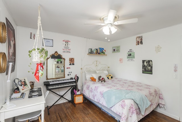 102 Ryburn Dr, Old Hickory, TN 37138 - bedroom with wood finished floors and a ceiling fan