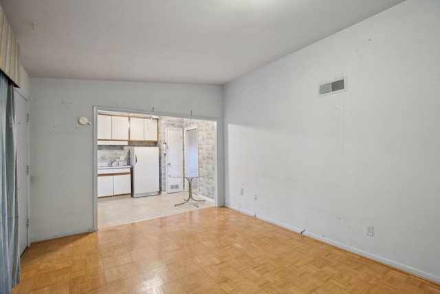 929 Deervale Dr, Nashville, TN 37217 - empty room with baseboards