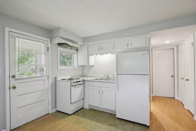 929 Deervale Dr, Nashville, TN 37217 - kitchen with white appliances, white cabinetry, a sink, light countertops, and light wood-style flooring