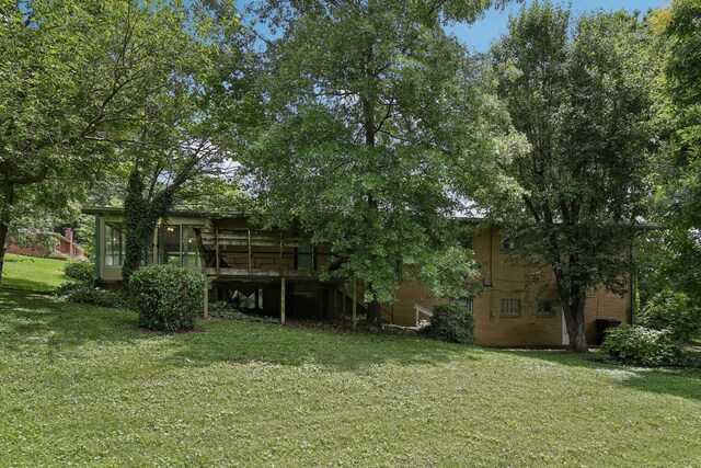 929 Deervale Dr, Nashville, TN 37217 - view of grassy yard
