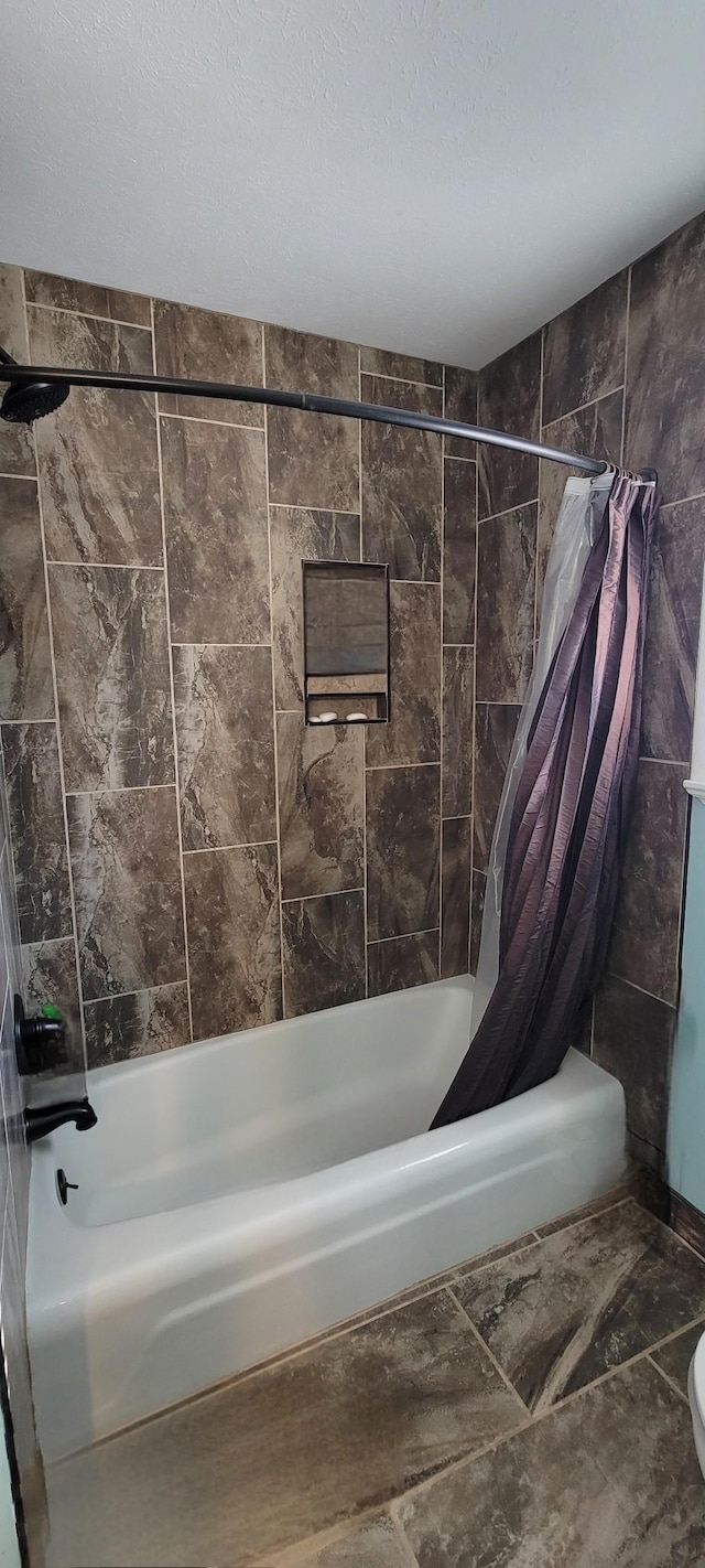 208 Royal Oak Dr, Dickson, TN 37055 - bathroom with shower / bath combo with shower curtain