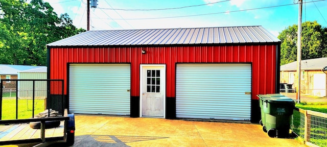 208 Royal Oak Dr, Dickson, TN 37055 - view of detached garage