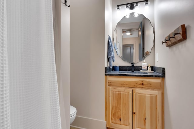 44 Hasty Hill Rd, Lynchburg, TN 37352 - bathroom featuring toilet, vanity, and curtained shower