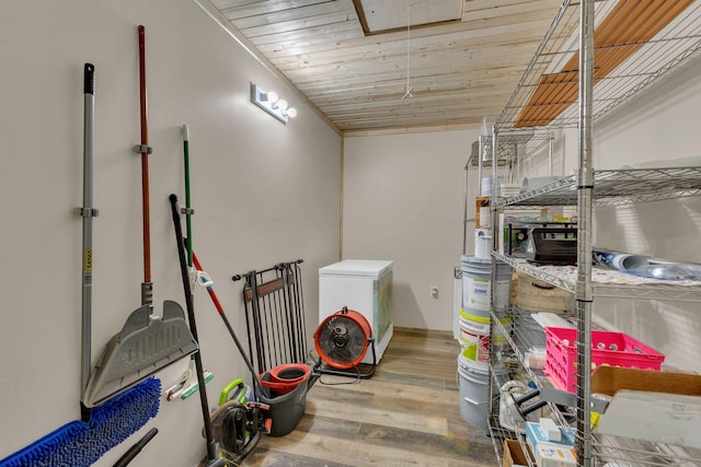 9780 S Lick Creek Rd SW, Lyles, TN 37098 - view of storage room