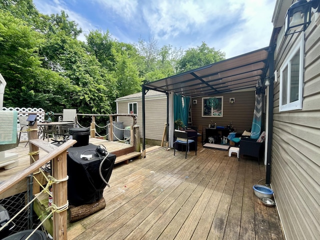 505 Wesley Ave, Nashville, TN 37207 - wooden deck with a pergola