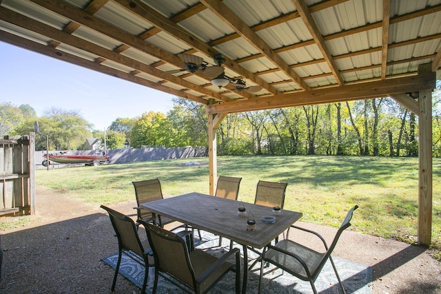 321 Amherst Dr, Murfreesboro, TN 37128 - view of patio / terrace with outdoor dining space and a ceiling fan
