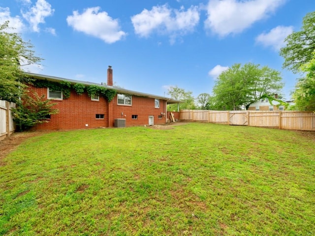 189 Washington Ave, Camden, TN 38320 - view of yard featuring central air condition unit