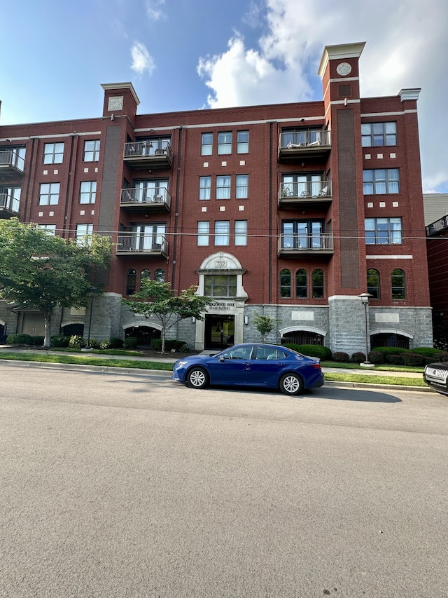 702 Wedgewood Park Unit 403, Nashville, TN 37203 - photo 2