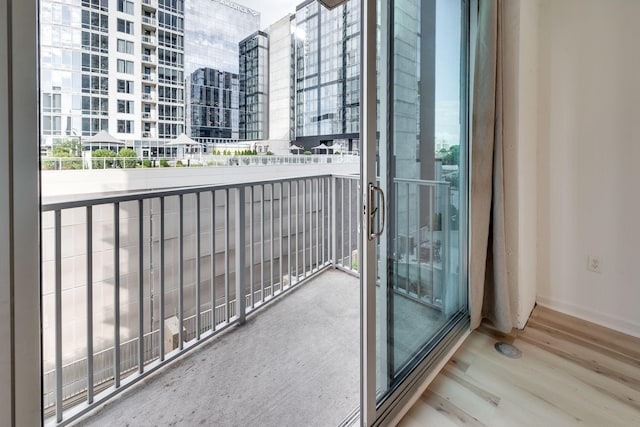 301 Demonbreun St Unit 906, Nashville, TN 37201 - photo 43