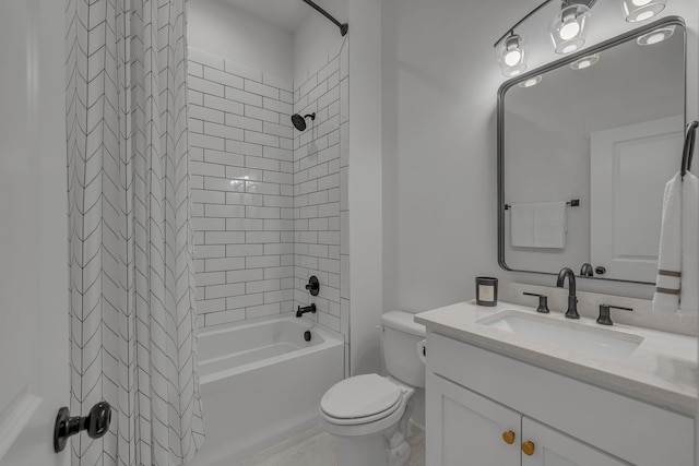 609 Dallas Ct, Murfreesboro, TN 37130 - bathroom with shower / tub combo, vanity, and toilet