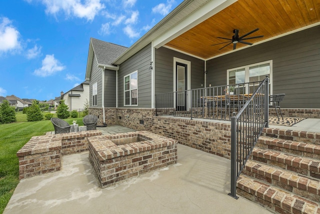 609 Dallas Ct, Murfreesboro, TN 37130 - view of patio with a ceiling fan and an outdoor fire pit