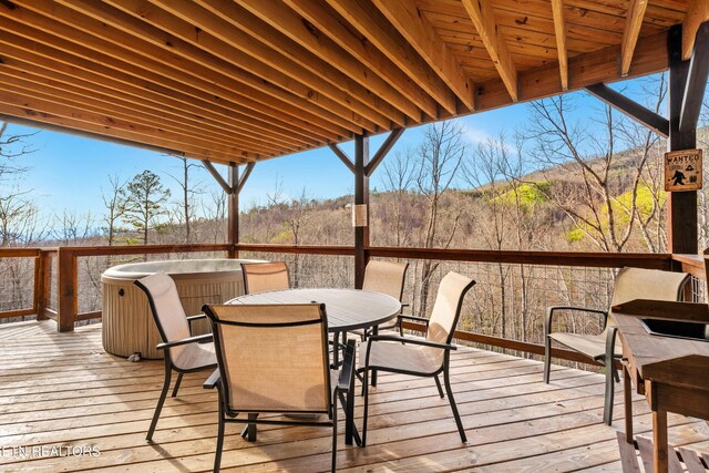 817 Pine Top Ln, Gatlinburg, TN 37738 - deck featuring outdoor dining space