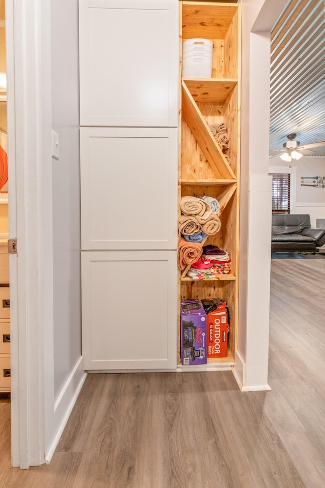 4053 Deer Creek Rd, Linden, TN 37096 - view of pantry