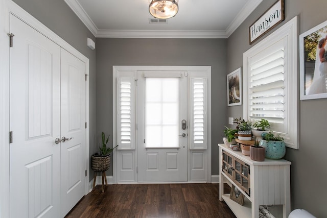 2466 Cason Ln, Murfreesboro, TN 37128 - foyer featuring dark wood-style floors, ornamental molding, and baseboards