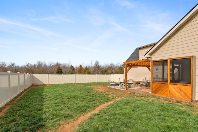 2466 Cason Ln, Murfreesboro, TN 37128 - view of yard featuring a patio