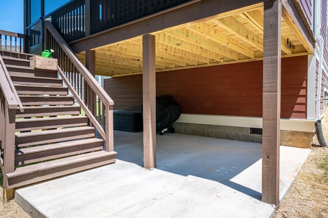 301 Evans Dr, Tullahoma, TN 37388 - view of patio with stairway and a carport