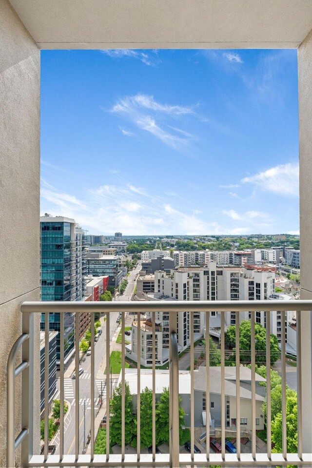 900 20th Ave S Unit 1601, Nashville, TN 37212 - balcony with a view of city