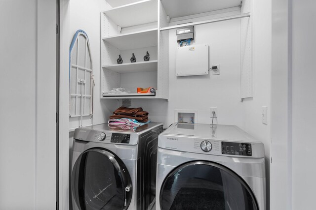 900 20th Ave S Unit 1601, Nashville, TN 37212 - washroom with washer and clothes dryer