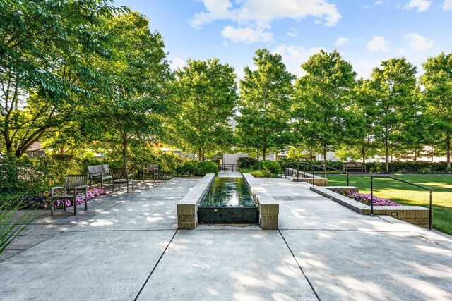 900 20th Ave S Unit 1601, Nashville, TN 37212 - view of community with a yard
