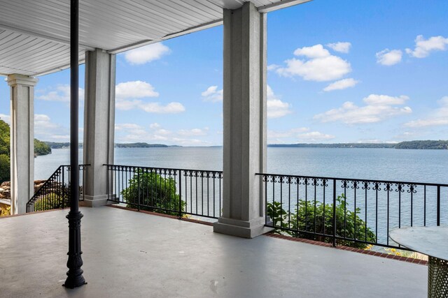 521 Wilson Lake Dr, Muscle Shoals, AL 35661 - photo 60