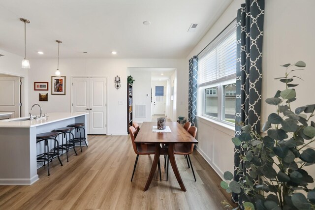 425 Multrees Pl, Smyrna, TN 37167 - dining room with light wood-style flooring, recessed lighting, and baseboards