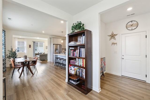425 Multrees Pl, Smyrna, TN 37167 - entryway featuring light wood-style flooring, baseboards, and recessed lighting