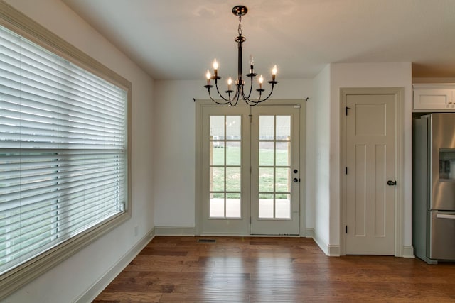 1146 Garrettsburg Rd, Clarksville, TN 37042 - entryway with a chandelier, healthy amount of natural light, and dark wood-style floors